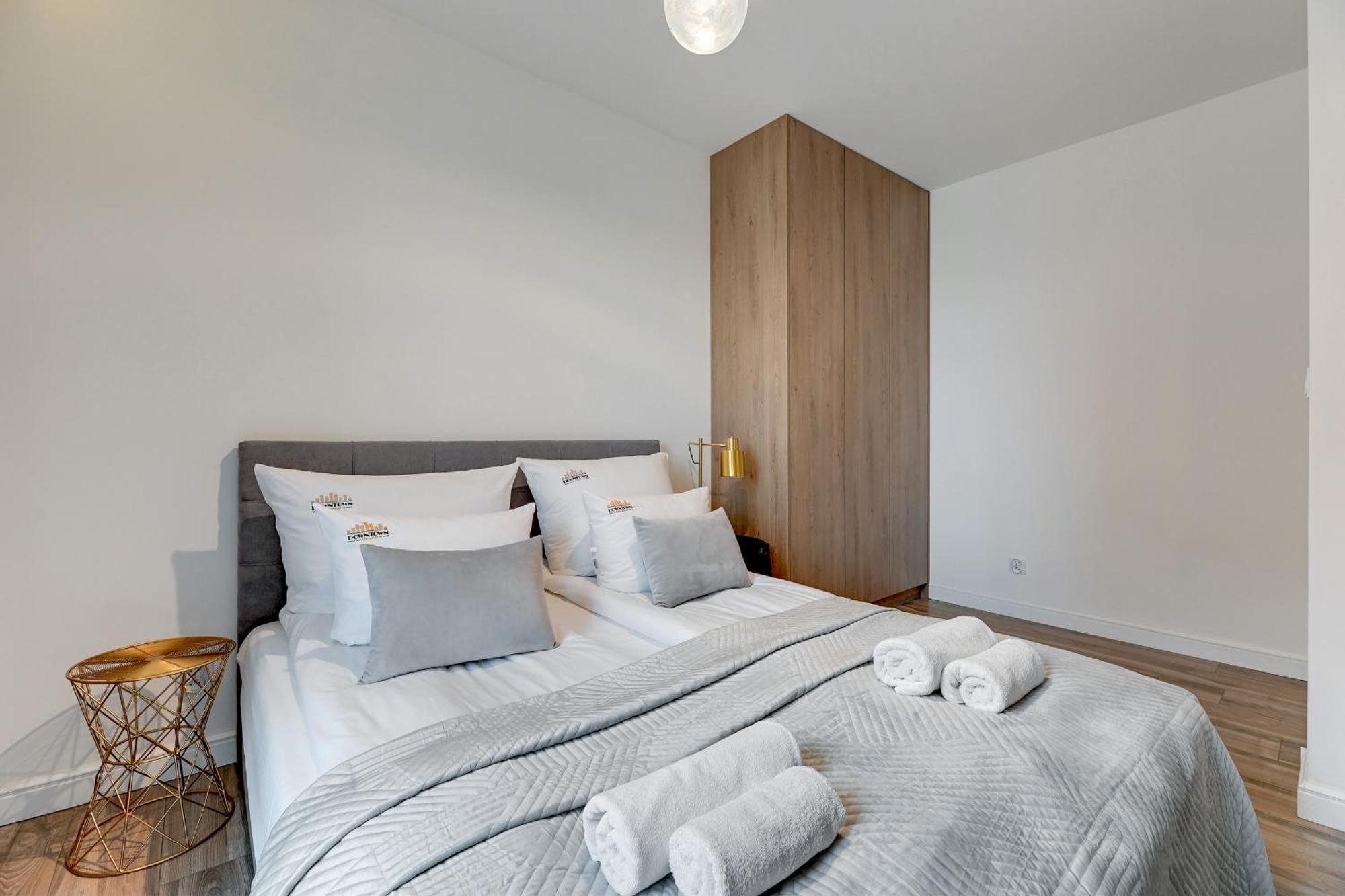 Aura - Riverside & Parking By Downtown Apartments Гданськ Номер фото